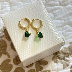 Vintage Tulip Flower Drop Hoop Earrings With Green Zircon Delicate Jewel…